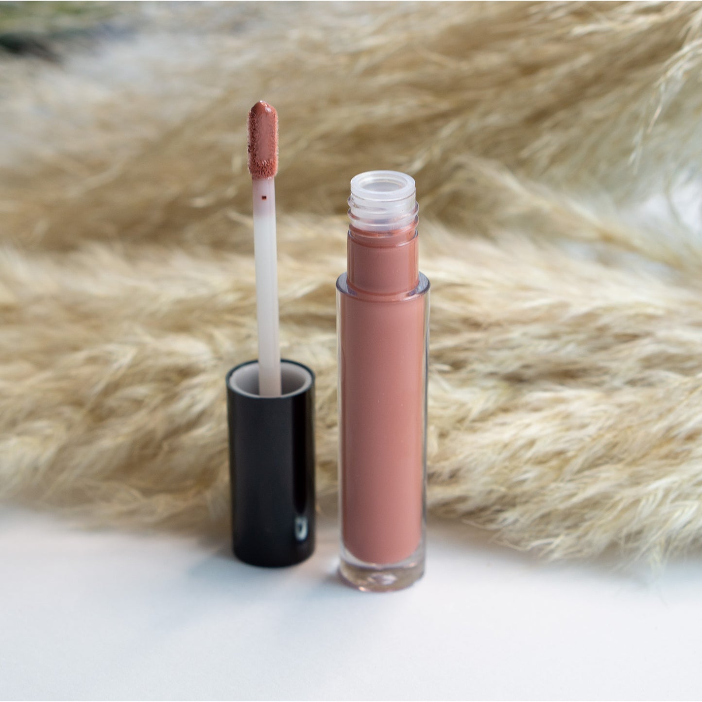 Cali Sue Lip Gloss - Chestnut